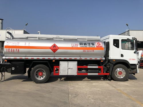 東風(fēng)多利卡D9運(yùn)油車 2020年普通人也能年入百萬(wàn)的財(cái)富利器解析
